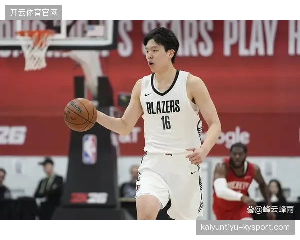 杨瀚森转会讨论再起：未来在哪儿，球迷期待新篇章